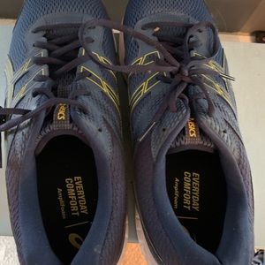 Men’s brand new ASICS